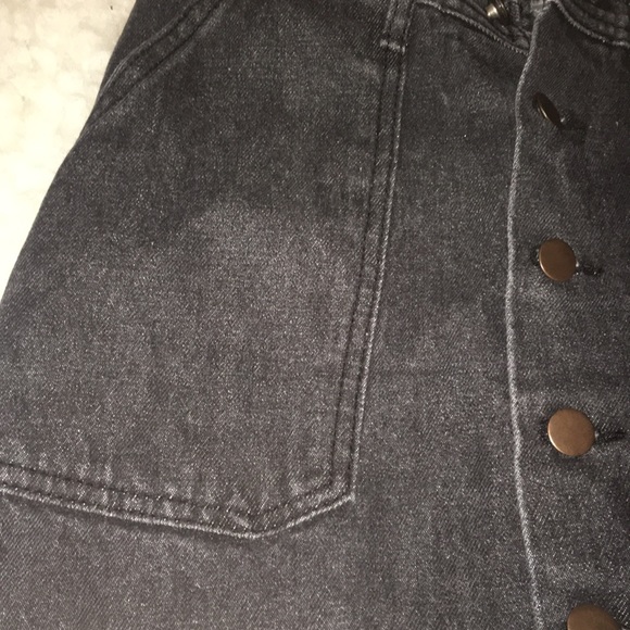 Forever 21- Black Denim Skirt - Picture 5 of 8